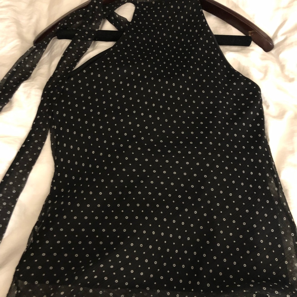 Forever 21 large halter with tie at neck